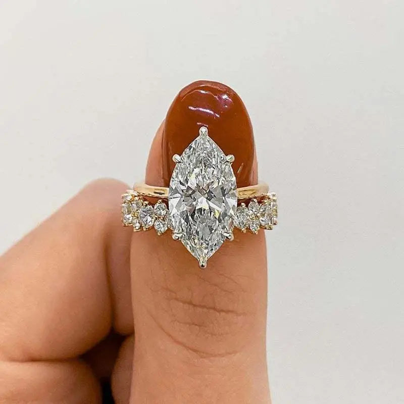 Gouden ring met marquise-diamant