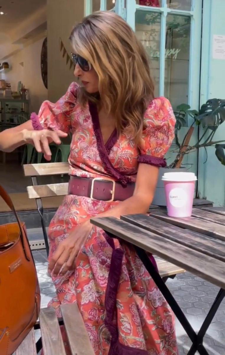 Elegante Roze Maxi Jurk met Korte Mouwen