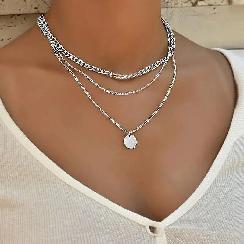 Elegante halsketting met tweekleurige afwerking