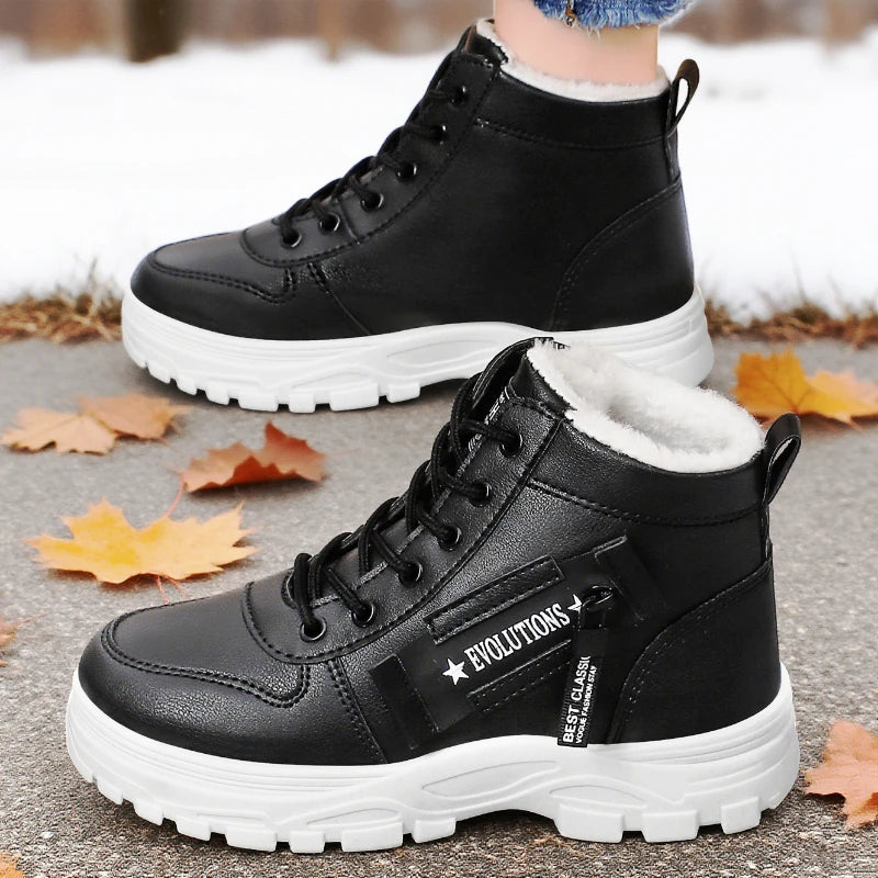 Noor gevoerde veter-snowboots – detail