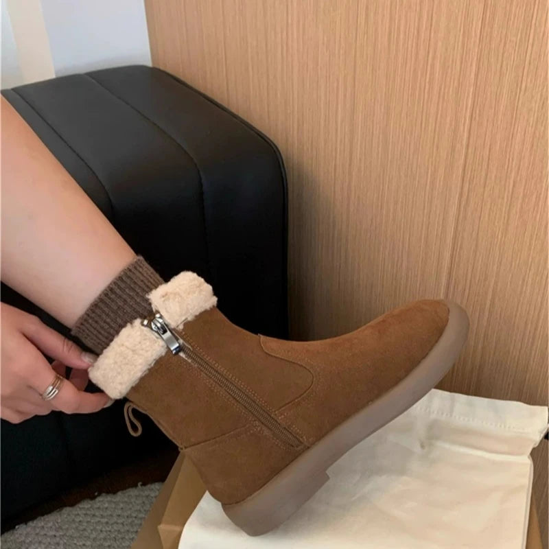Sanne warm gevoerde enkellaarsjes met zijrits – detail