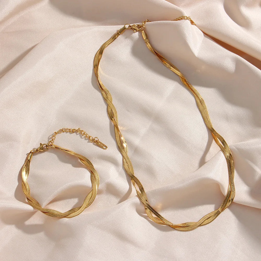 Tijdloze set met halsketting en armband